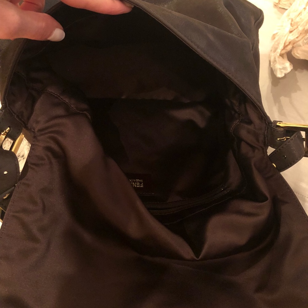 Super Sale! 💕 Fendi HandBag - Picture 8 of 8